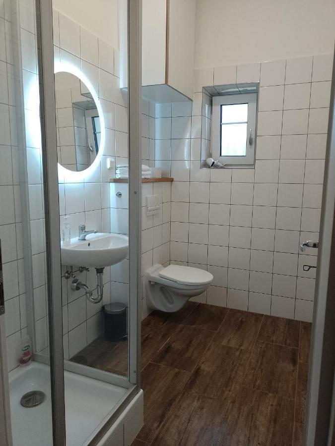 Penzion Litohlavy 17 - Na Samote U Lesa Králŭv Dvŭr Buitenkant foto